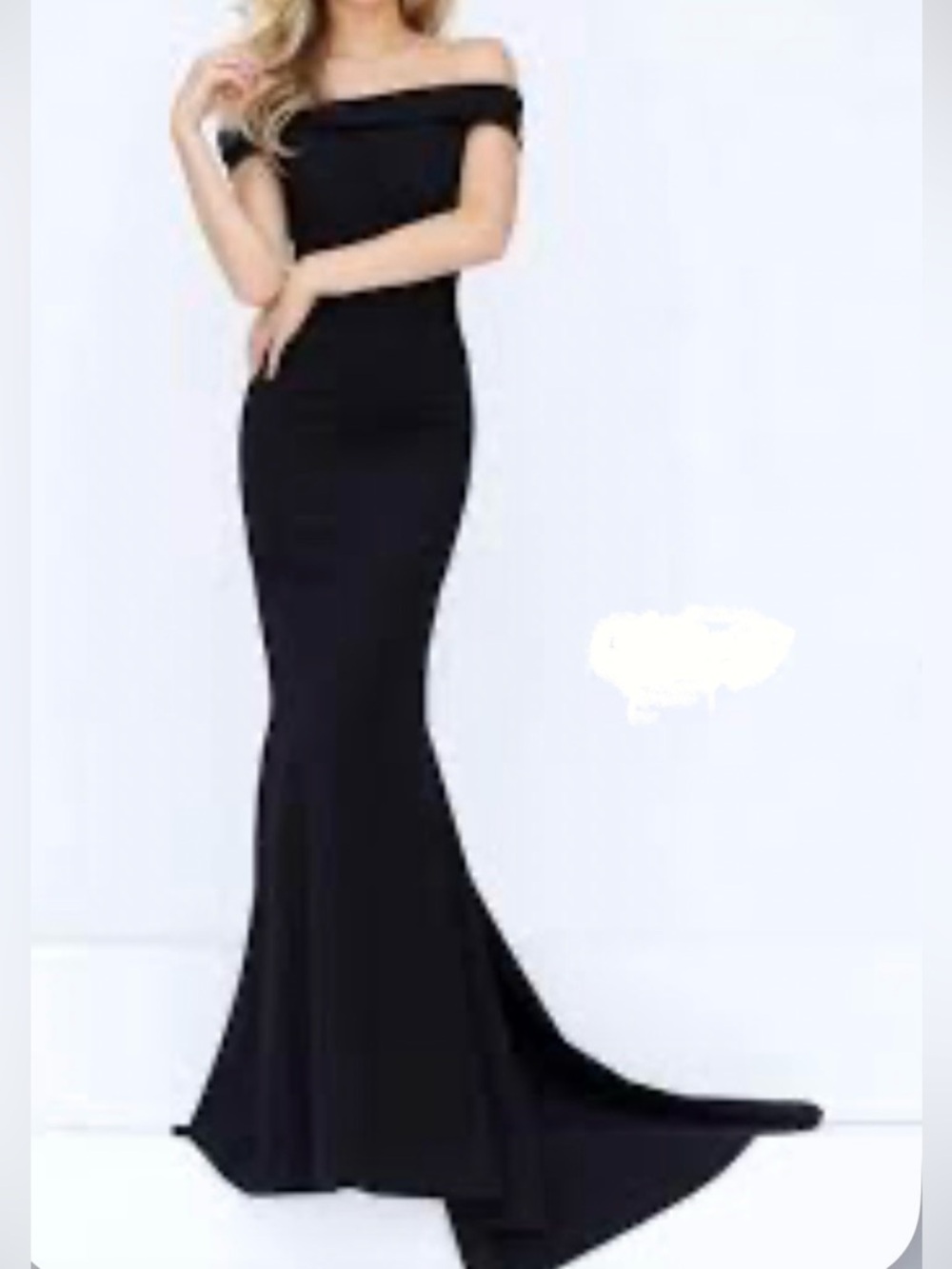 Sherri Hill 50824  Navy Blue Fitted Off the Shoulder Gown Size 6 EUC